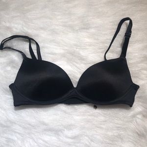 Victoria’s Secret PINK Wireless Push-Up
